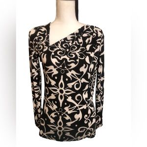 Narciso Rodriguez for Design Nation Black & White Design Offset V-Neck